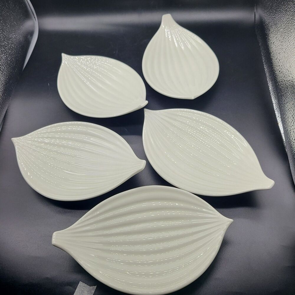Set (5) Vintage MCM USA Serving Dishes Palm Leaf Onion Ribbed Ivory Bowls Plates